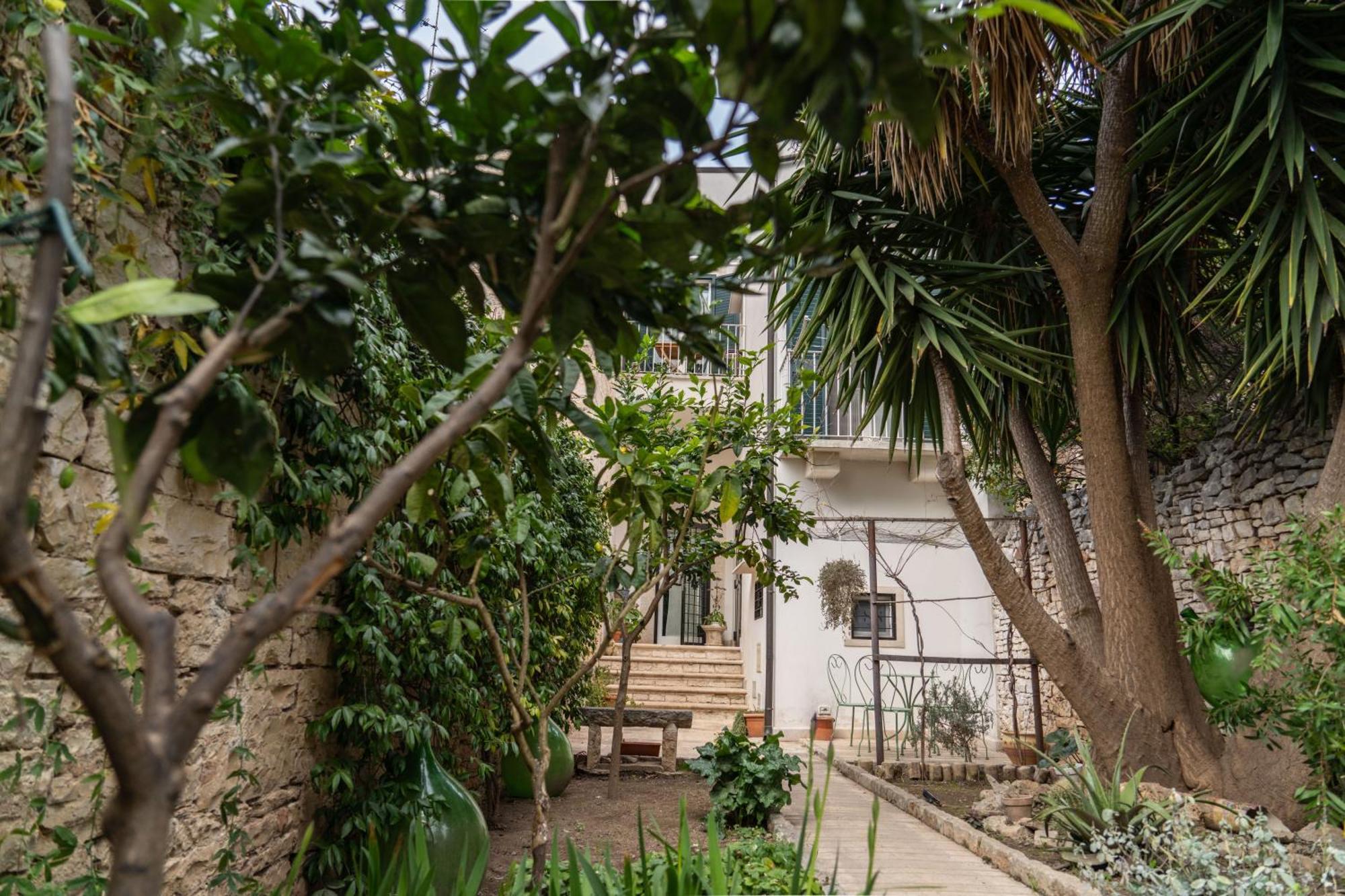 Casa Vacanze Alisei Terlizzi Kültér fotó